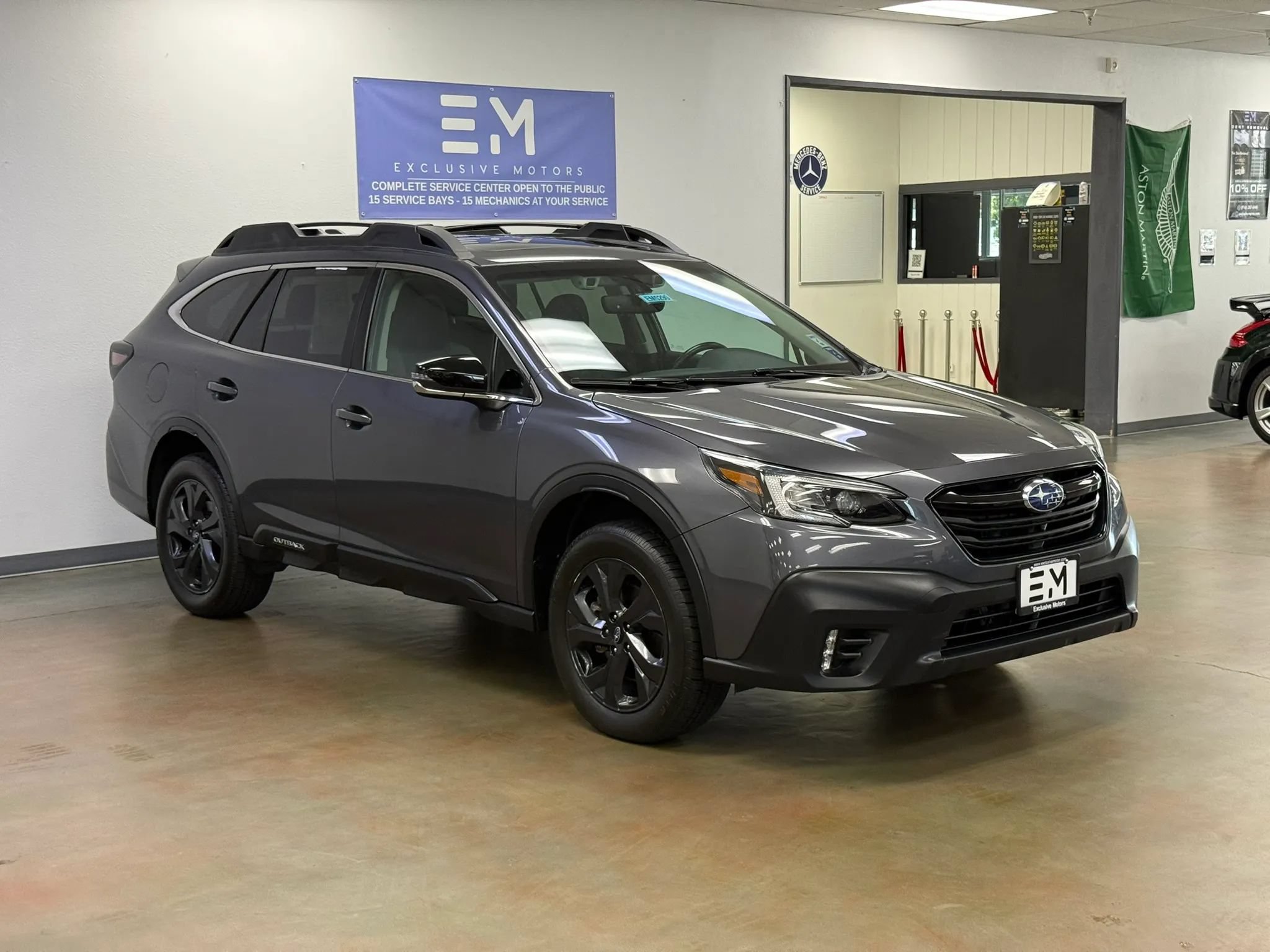 Used 2021 Subaru Outback Onyx Edition XT AWD/4WD image 2
