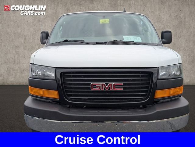 Used 2022 GMC Savana 2500 w/ Driver Convenience Package image 2