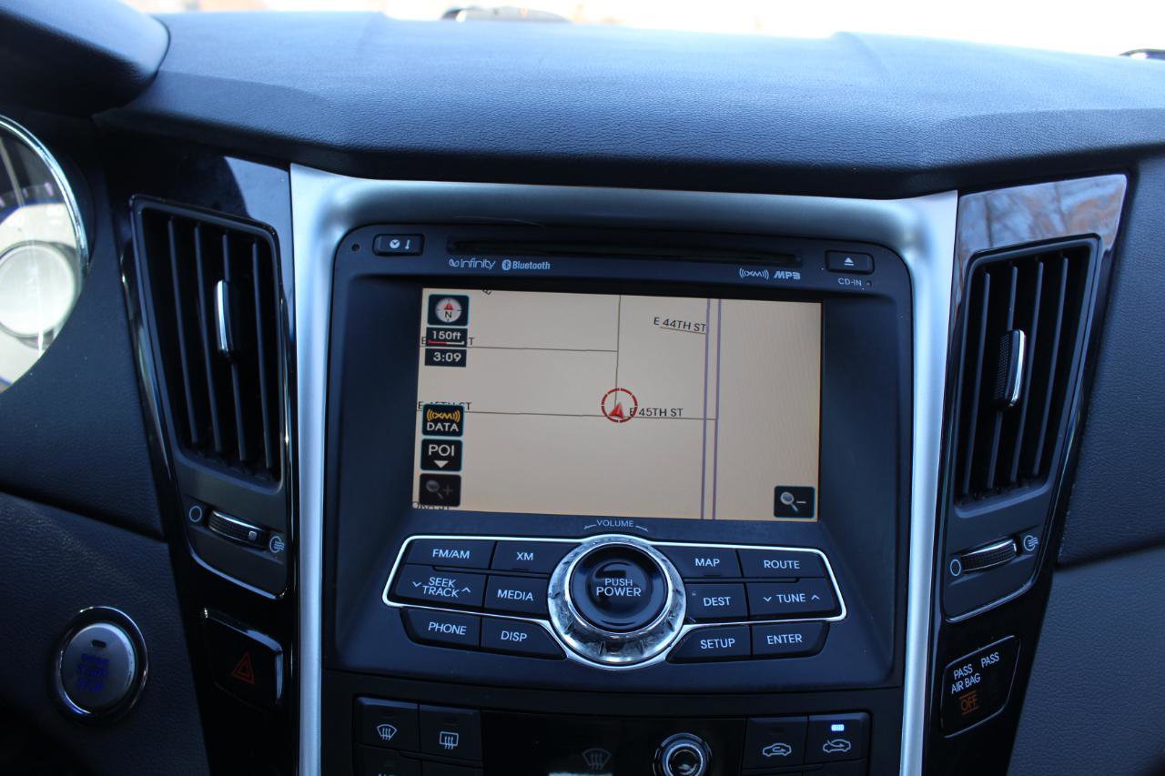 Used 2011 Hyundai Sonata Limited w/ Navigation Pkg 5 FWD image 27