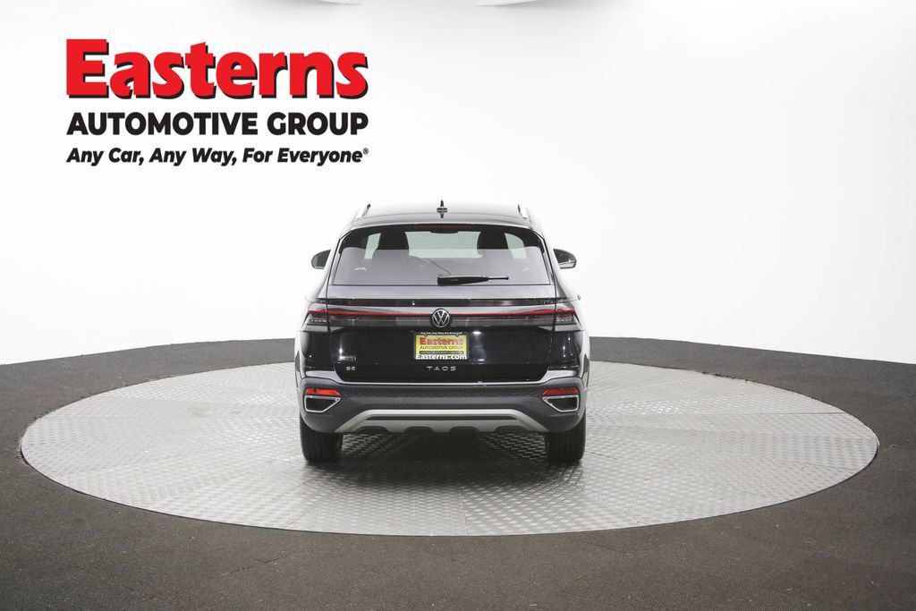 Used 2025 Volkswagen Taos SE FWD image 33