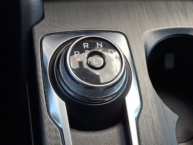 Used 2024 Ford Escape Platinum AWD/4WD image 14