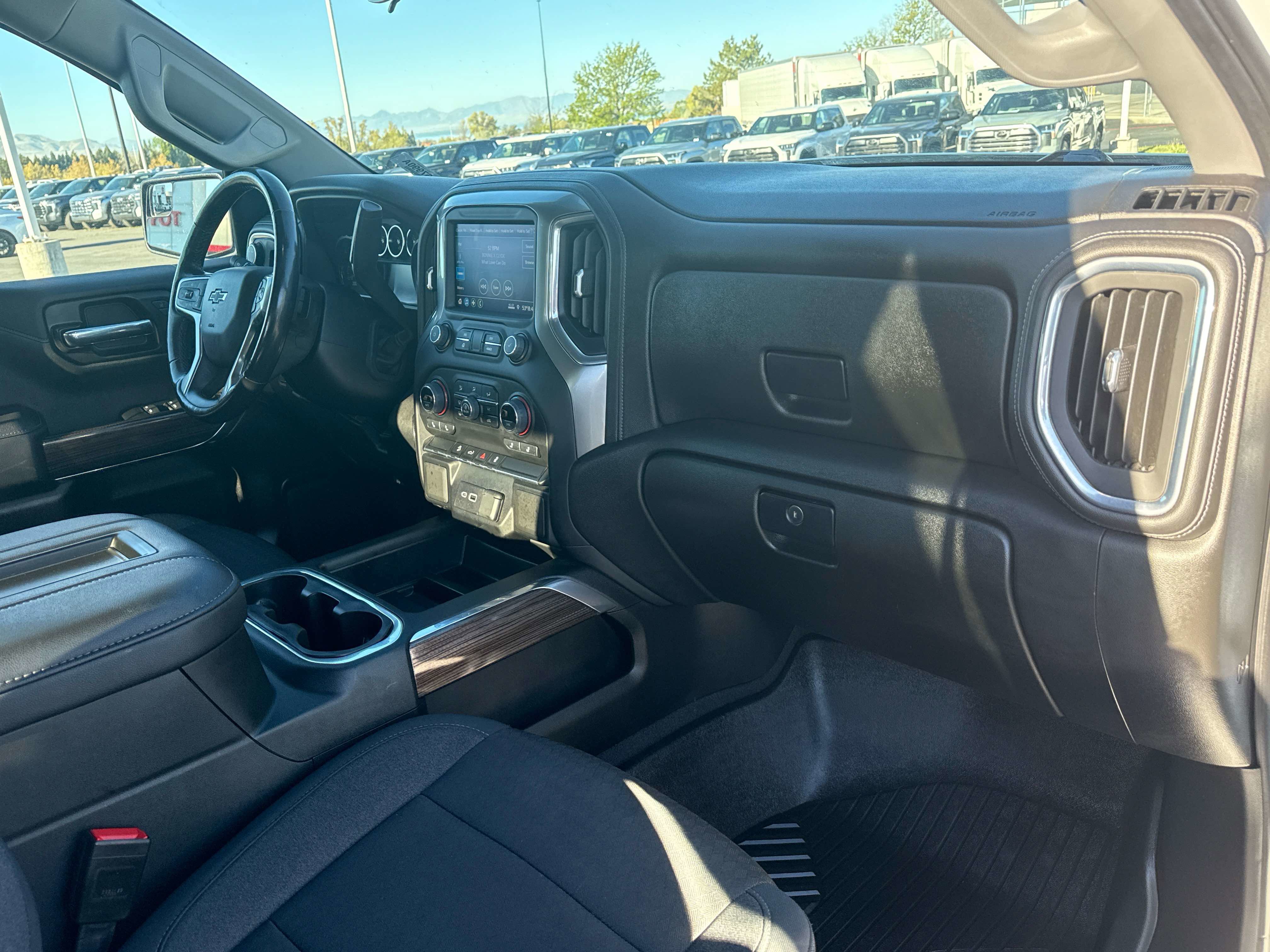 Used 2021 Chevrolet Silverado 1500 LT Trail Boss image 20