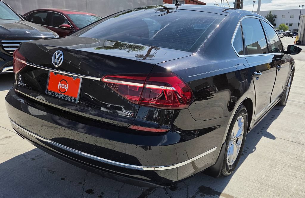 Used 2017 Volkswagen Passat 1.8T S FWD image 9