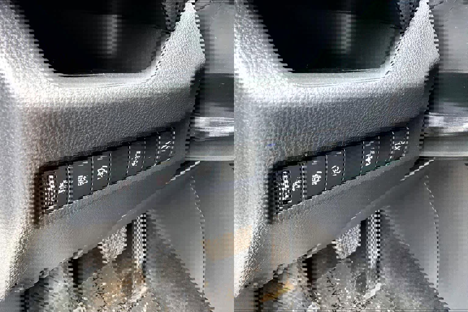 Certified 2024 Toyota RAV4 XLE w/ Convenience Package image 33