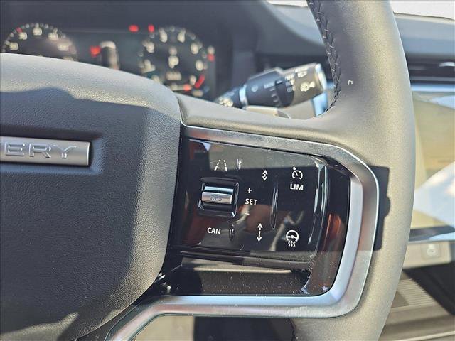 New 2025 Land Rover Discovery Sport S image 20