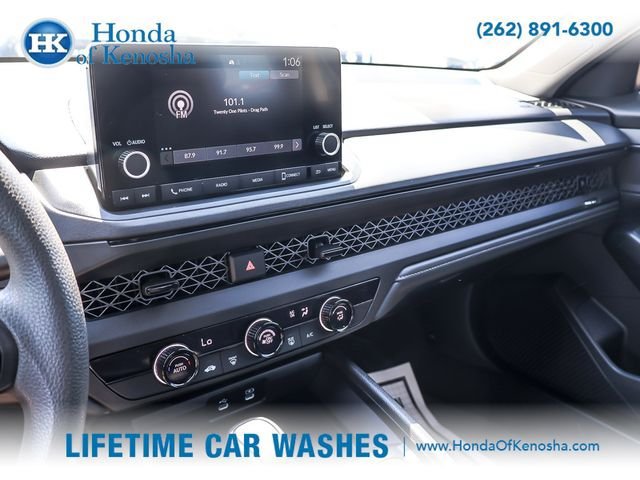 Used 2025 Honda Accord LX image 14