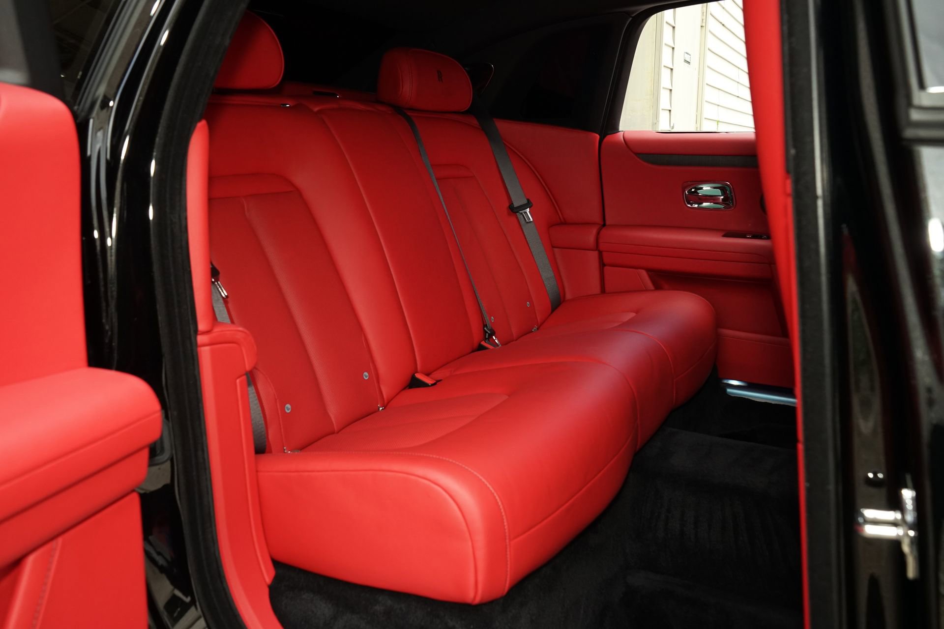 Used 2025 Rolls-Royce Ghost image 17