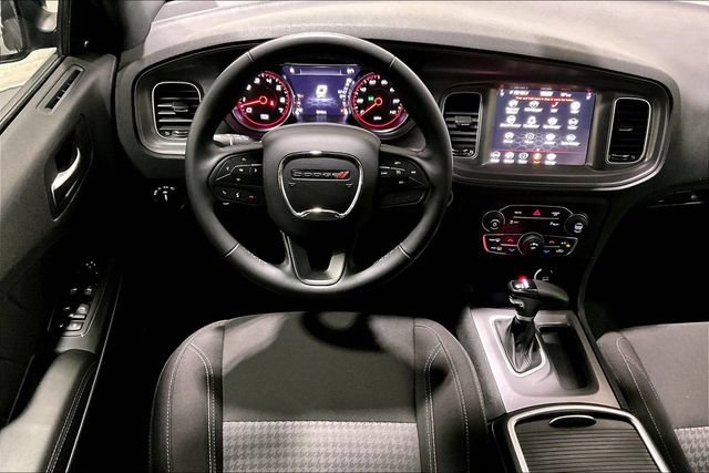 Used 2023 Dodge Charger SXT RWD image 4