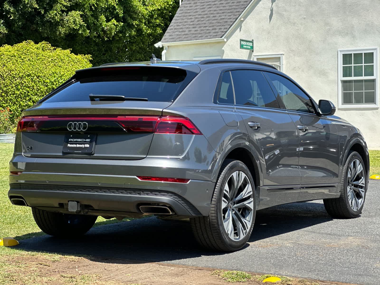 Used 2025 Audi Q8 Premium w/ Black Optic Package AWD/4WD image 8