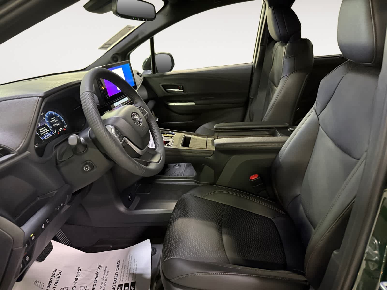 New 2026 Toyota Sienna Platinum AWD/4WD image 11