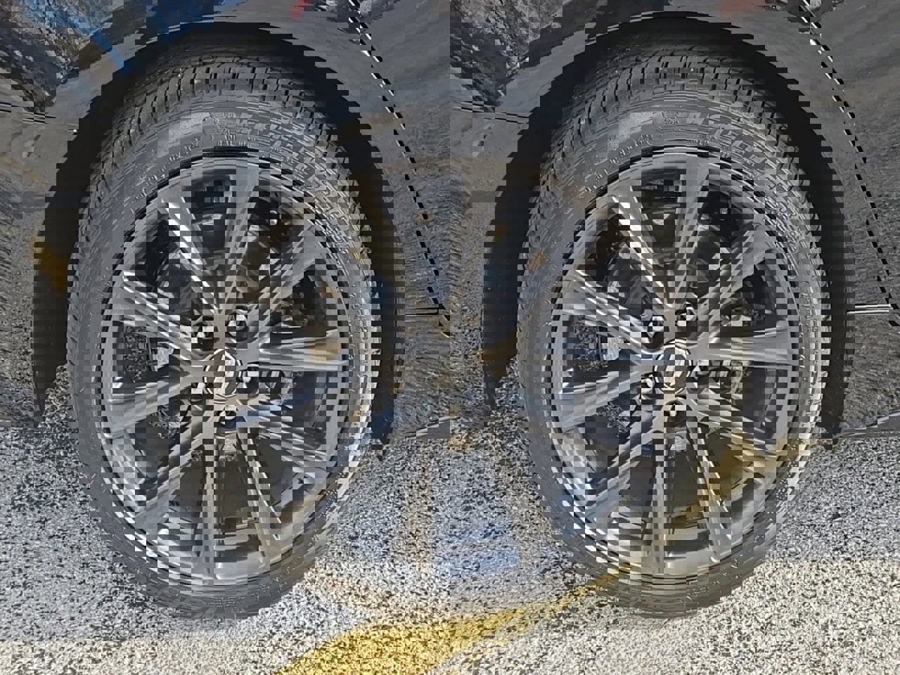 Used 2025 Cadillac CT5 Sport w/ Technology Package image 7