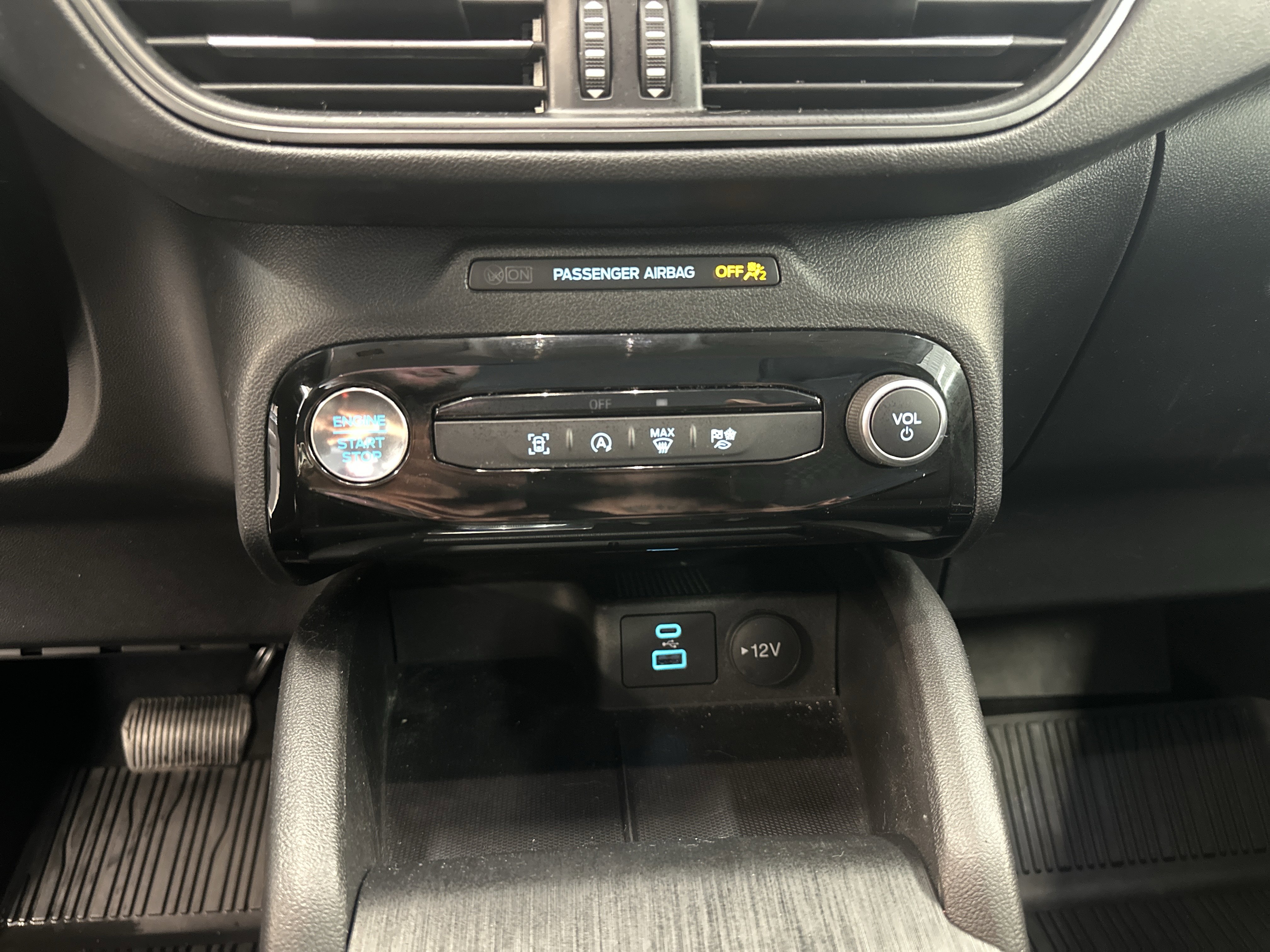 Used 2023 Ford Escape Active w/ Tech Pack #1 image 31