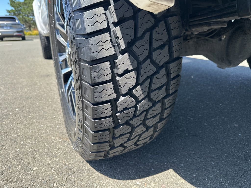 Used 2021 Toyota Tacoma TRD Sport w/ Technology Package RWD image 12