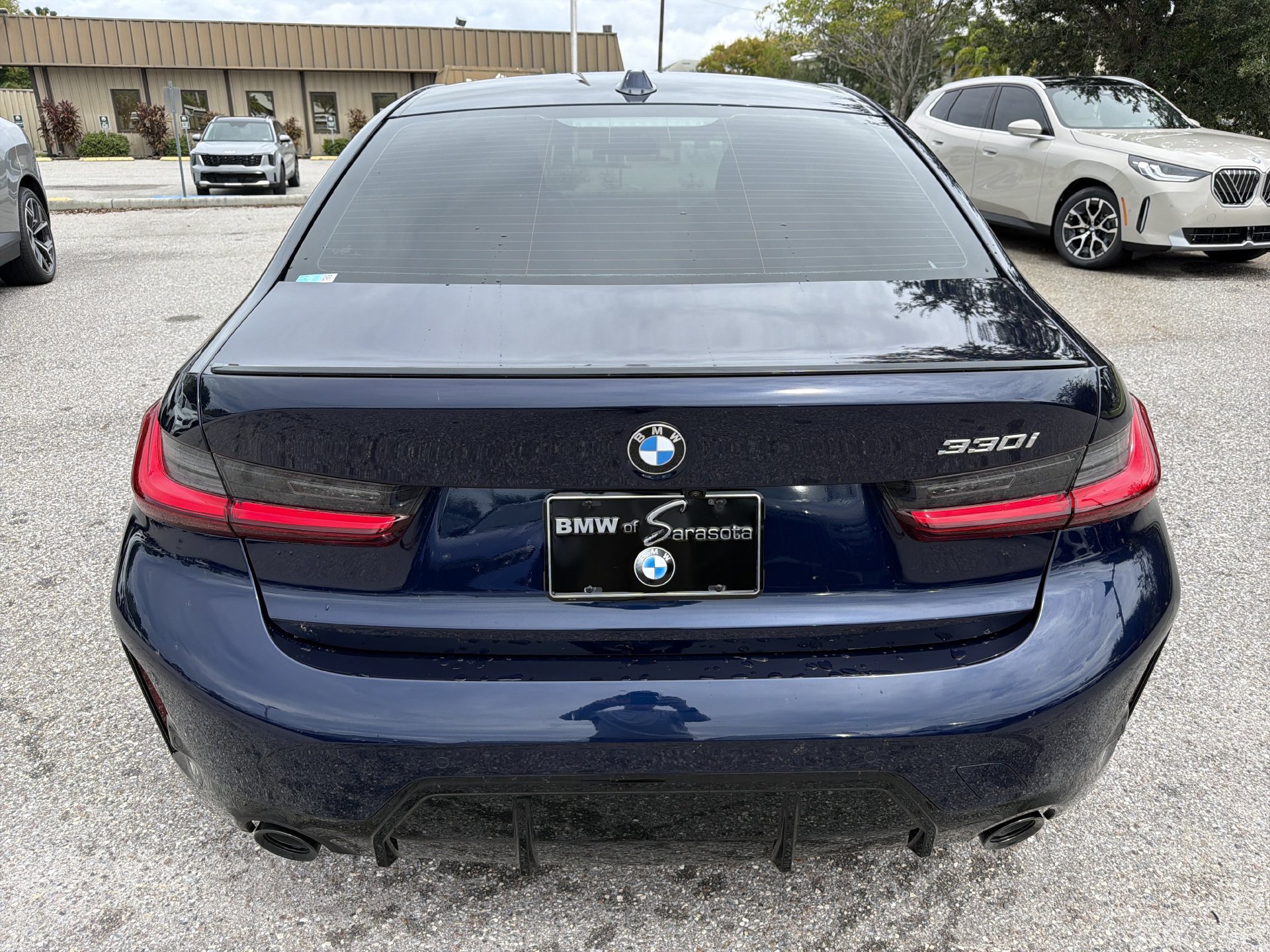 New 2026 BMW 330i Sedan w/ M Sport Package RWD image 5
