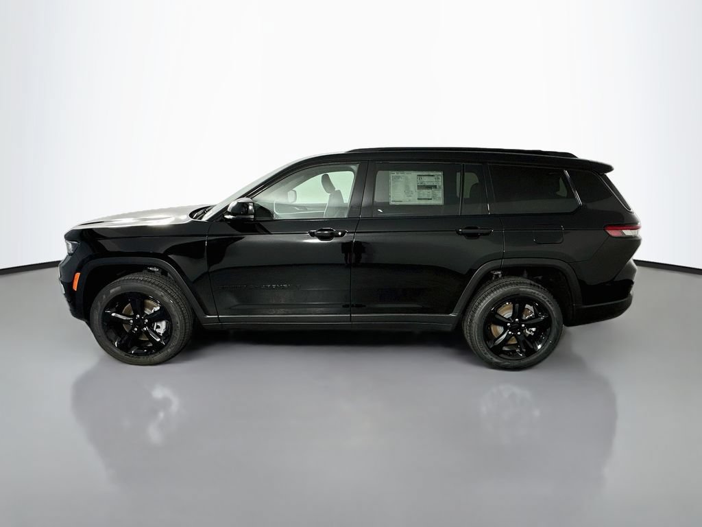 New 2025 Jeep Grand Cherokee L Limited w/ Black Appearance Package AWD/4WD image 4