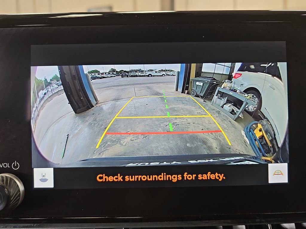 Used 2024 Toyota RAV4 XLE FWD image 22