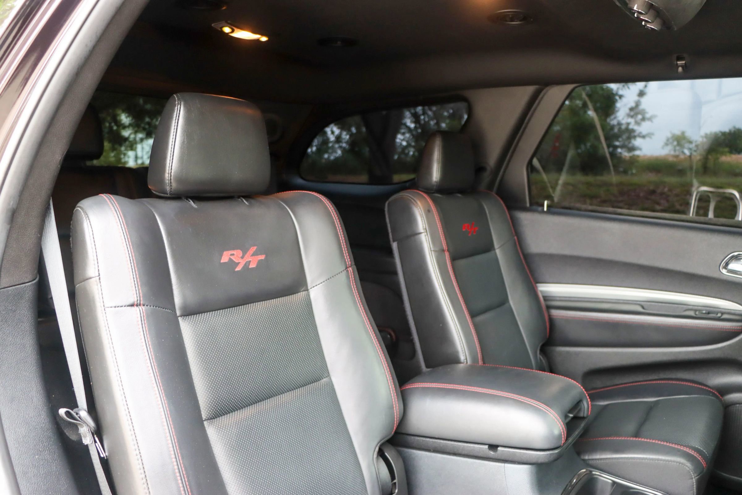 Used 2018 Dodge Durango R/T w/ Technology Group AWD/4WD image 23