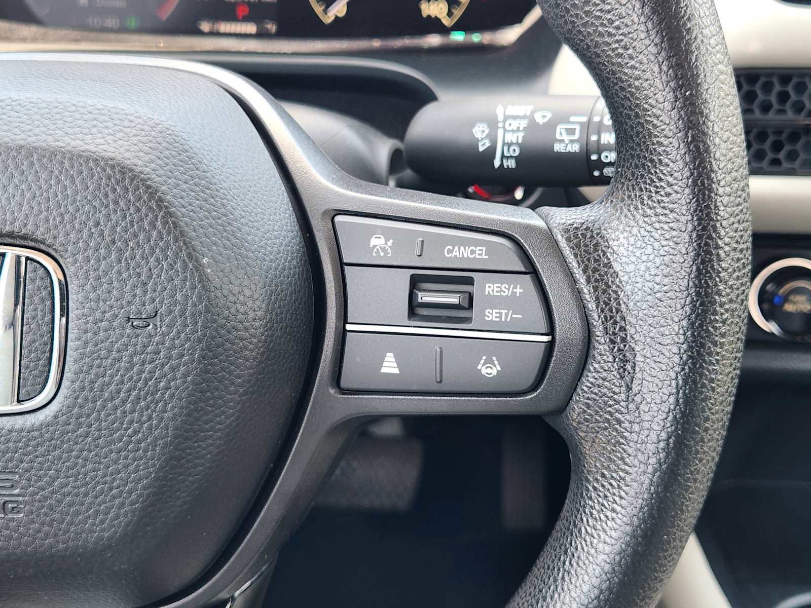 Certified 2024 Honda HR-V LX image 27