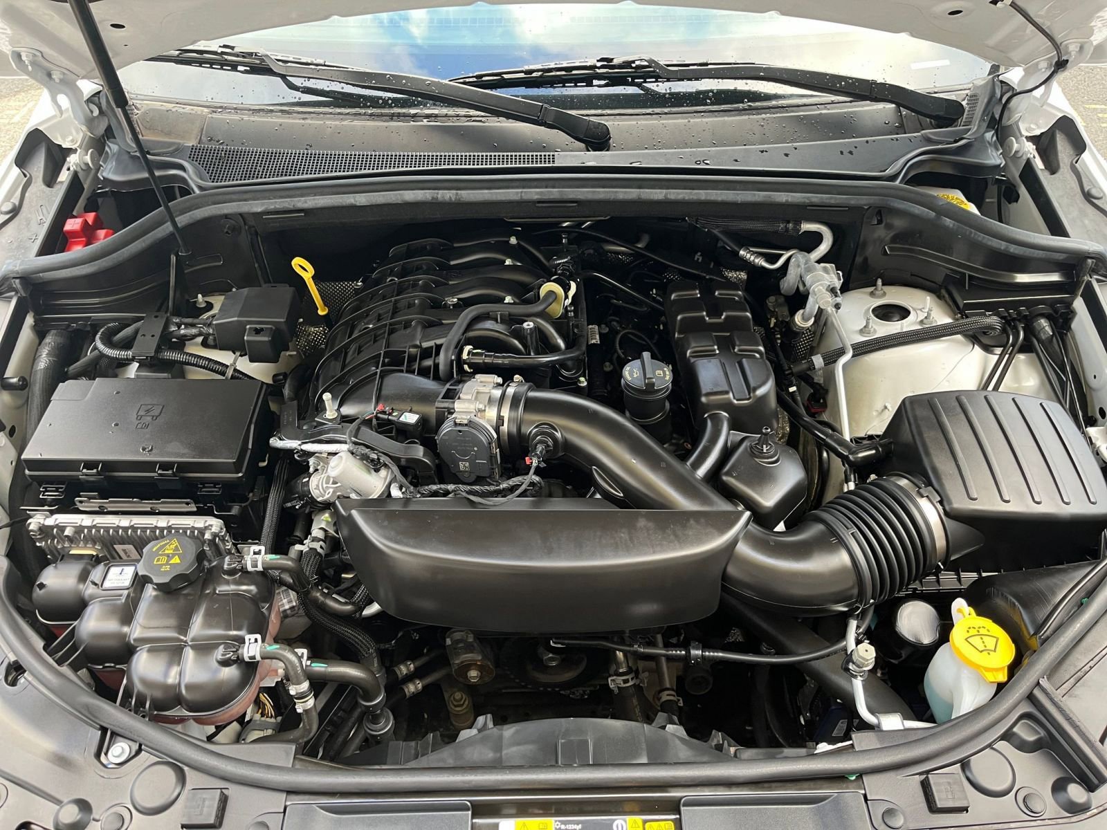 Used 2023 Dodge Durango GT image 40