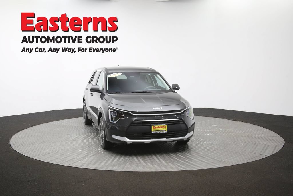 Used 2025 Kia Niro LX FWD image 48