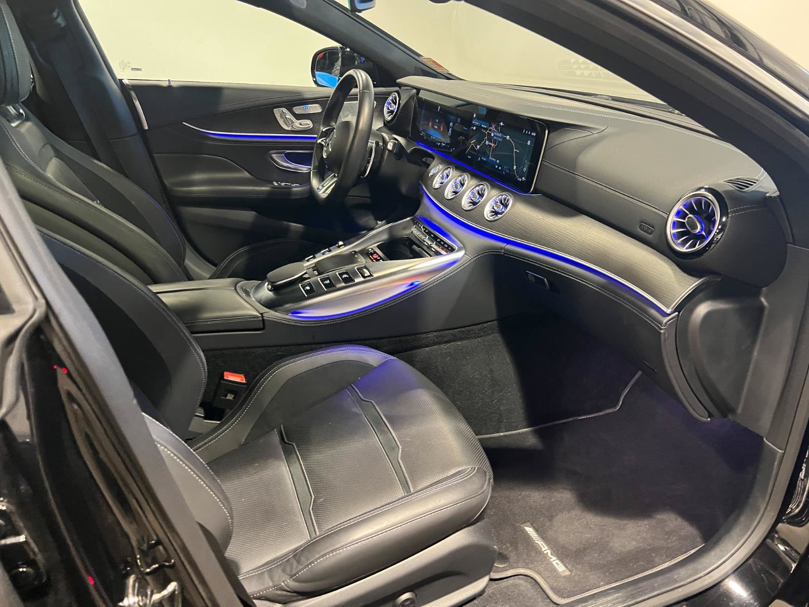 Used 2024 Mercedes-Benz AMG GT 63 image 49