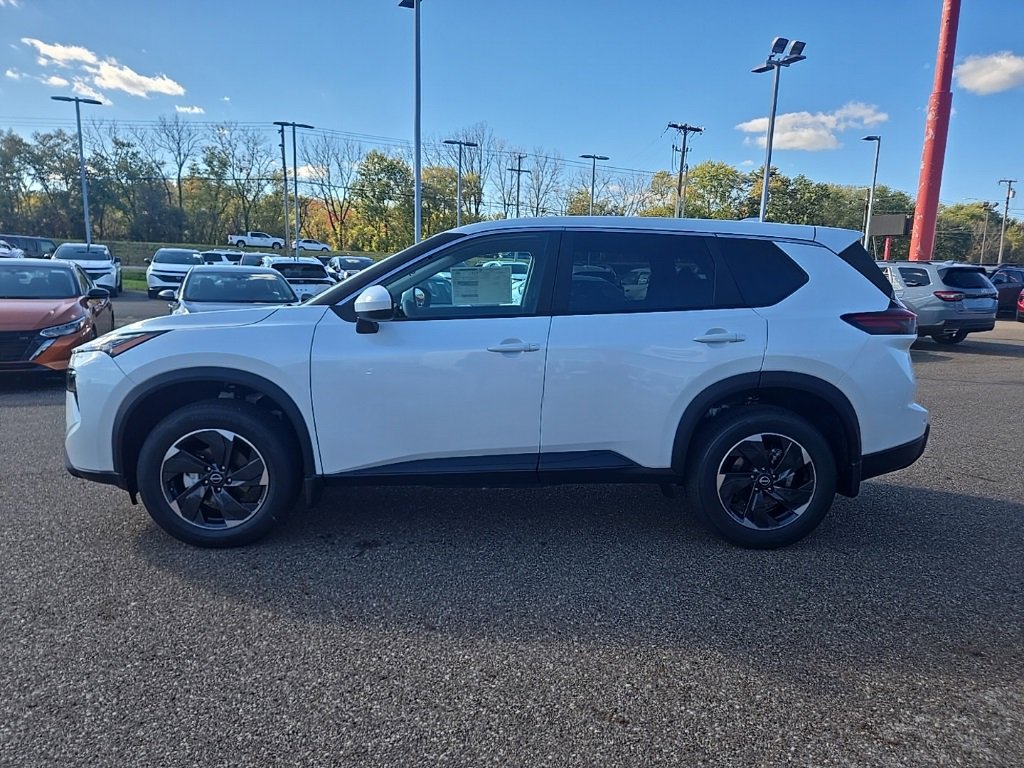 New 2026 Nissan Rogue SV image 4