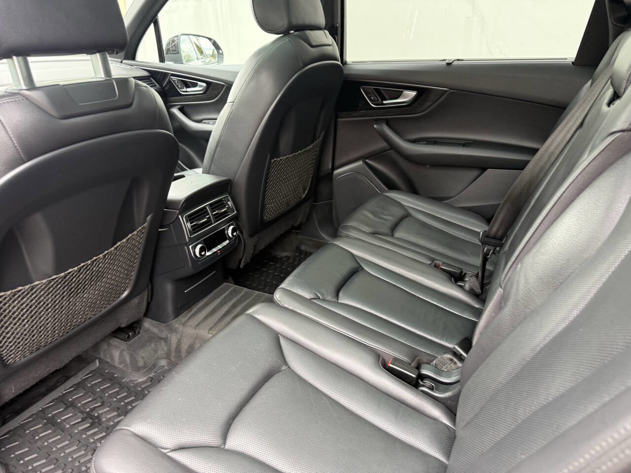 Used 2017 Audi Q7 3.0T Premium Plus image 20