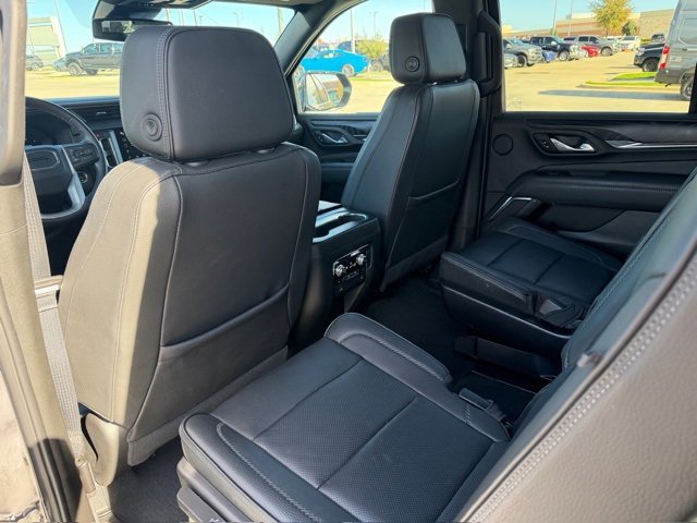 Used 2023 GMC Yukon Denali image 19