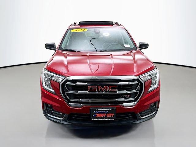 Used 2024 GMC Terrain AT4 w/ Infotainment Package II image 2