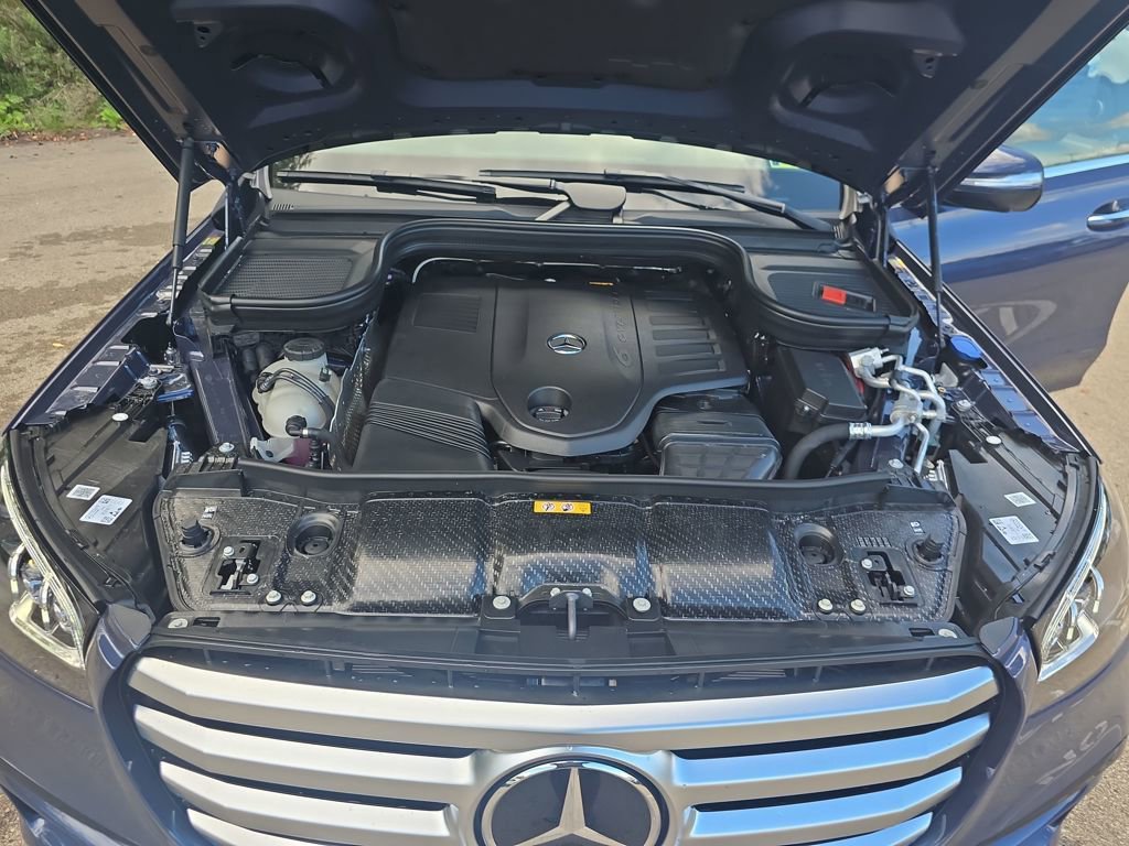 New 2026 Mercedes-Benz GLS 450 4MATIC image 22