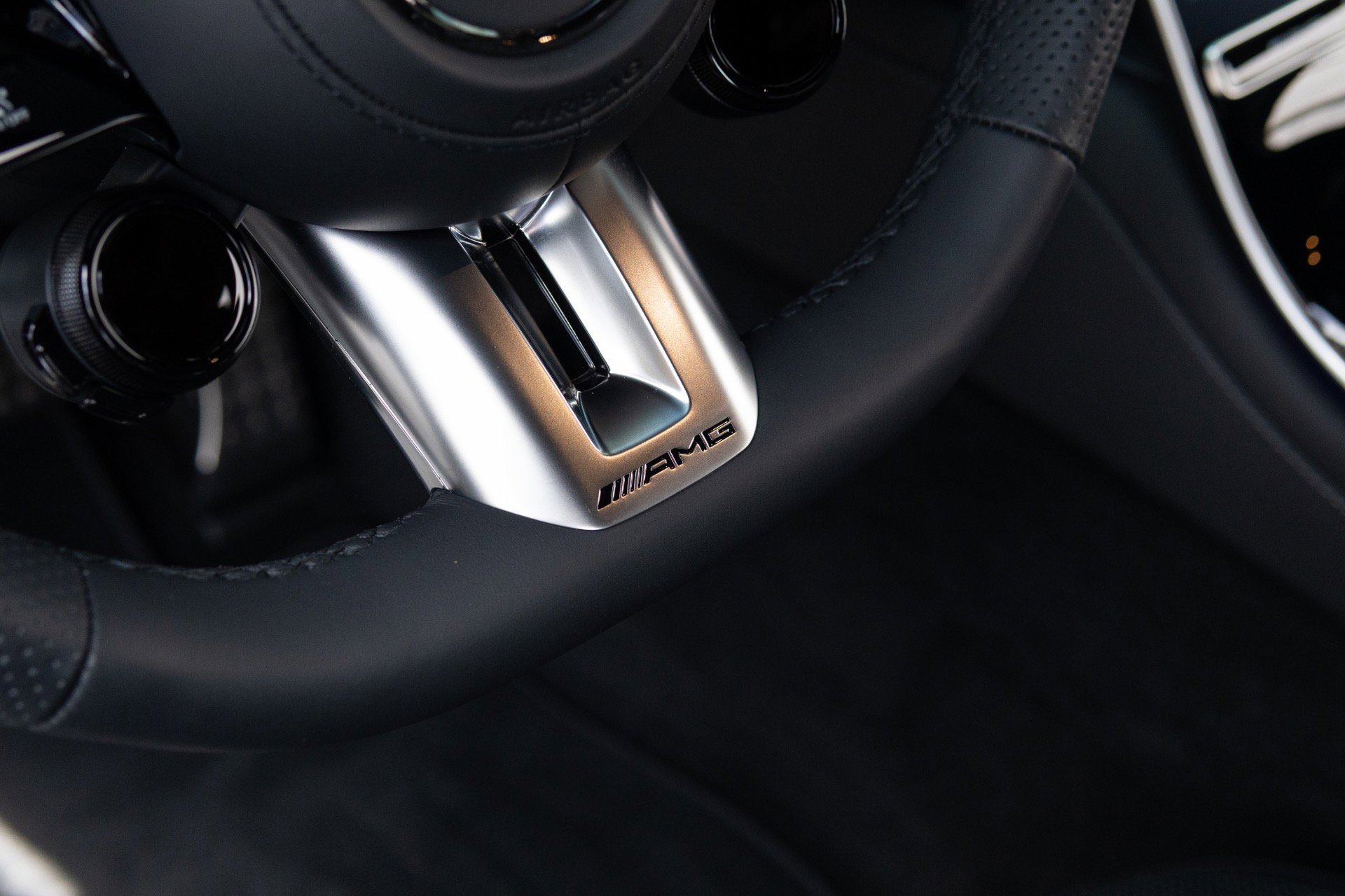 Used 2025 Mercedes-Benz S 63 AMG S image 38