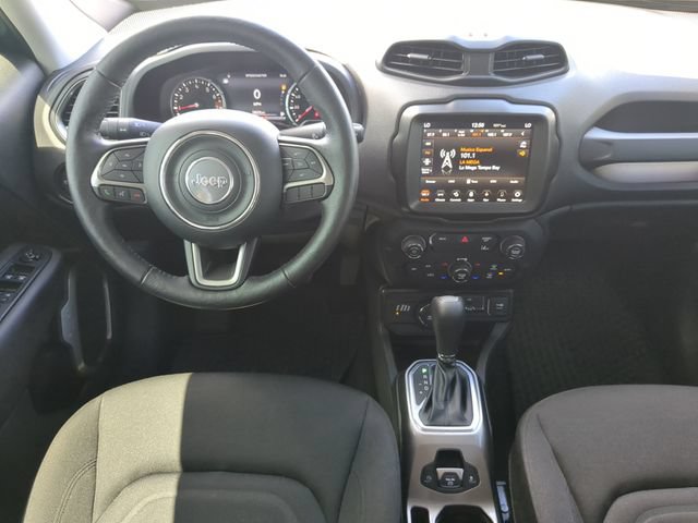 Used 2022 Jeep Renegade Latitude w/ Convenience Group AWD/4WD image 16
