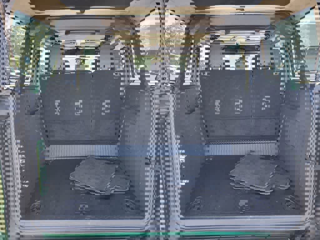 Used 2025 Ford Bronco Badlands image 15