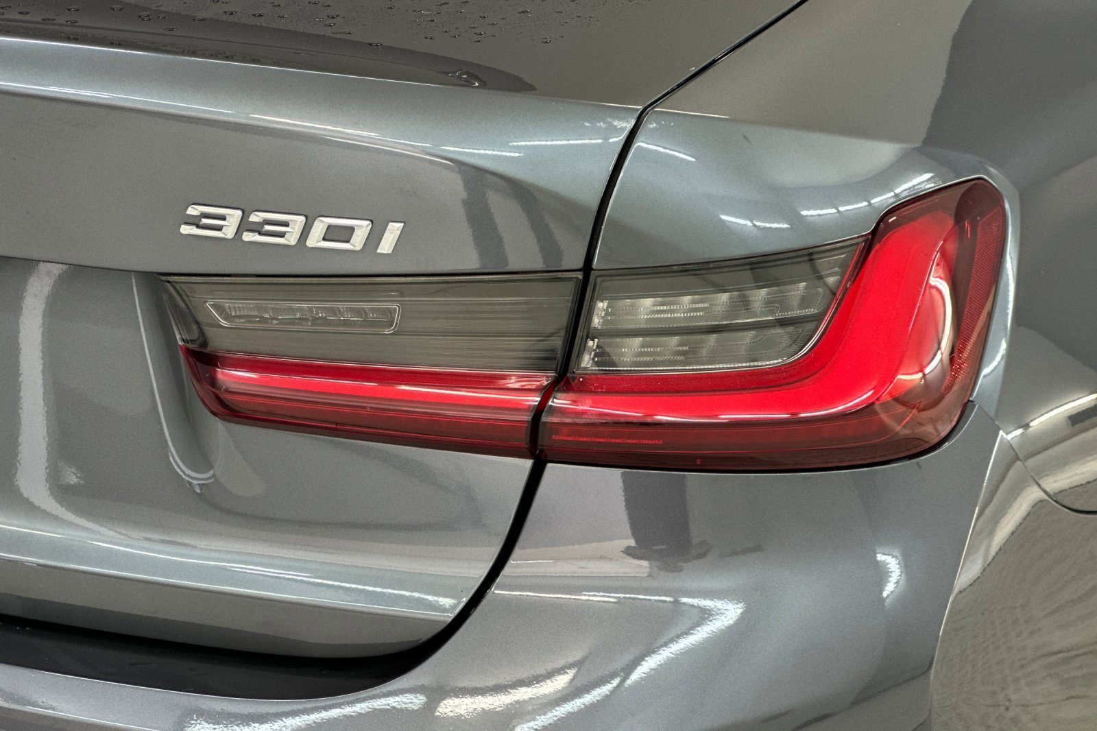 Used 2022 BMW 330i Sedan w/ Driving Assistance Package image 12