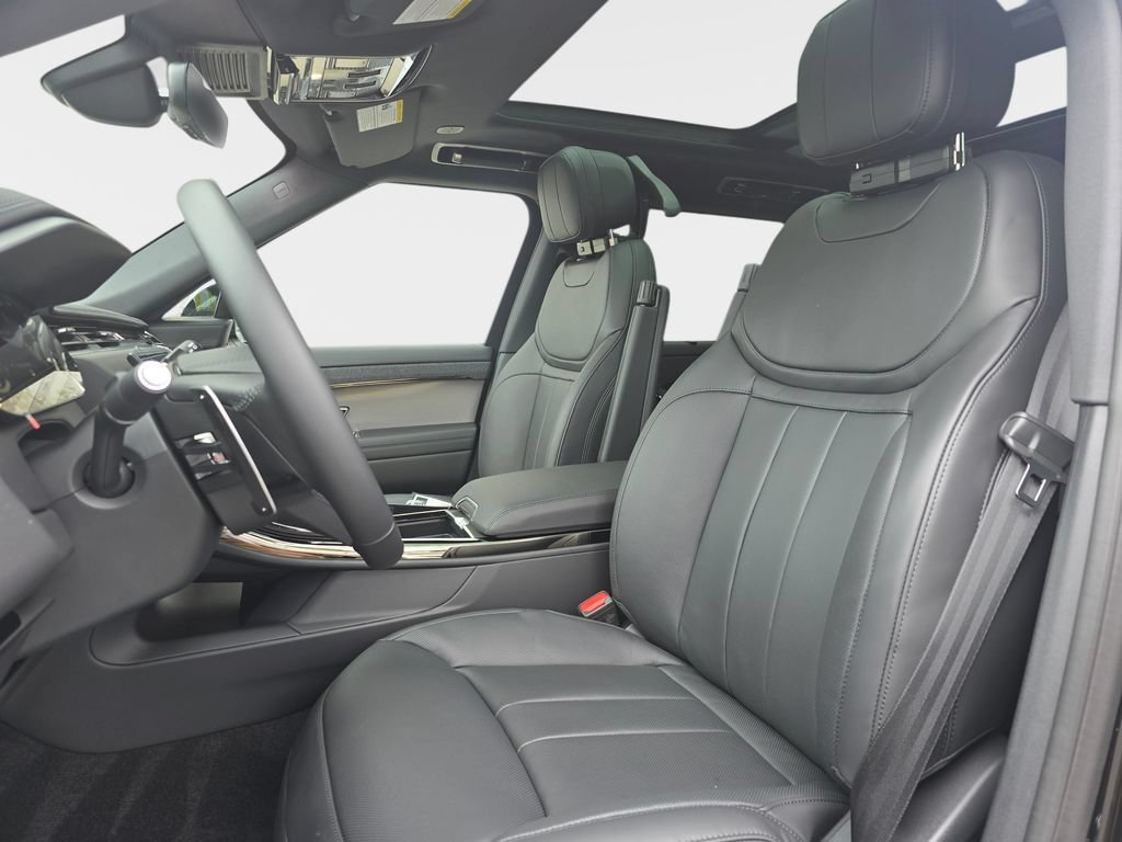 New 2026 Land Rover Range Rover Sport SE AWD/4WD image 15
