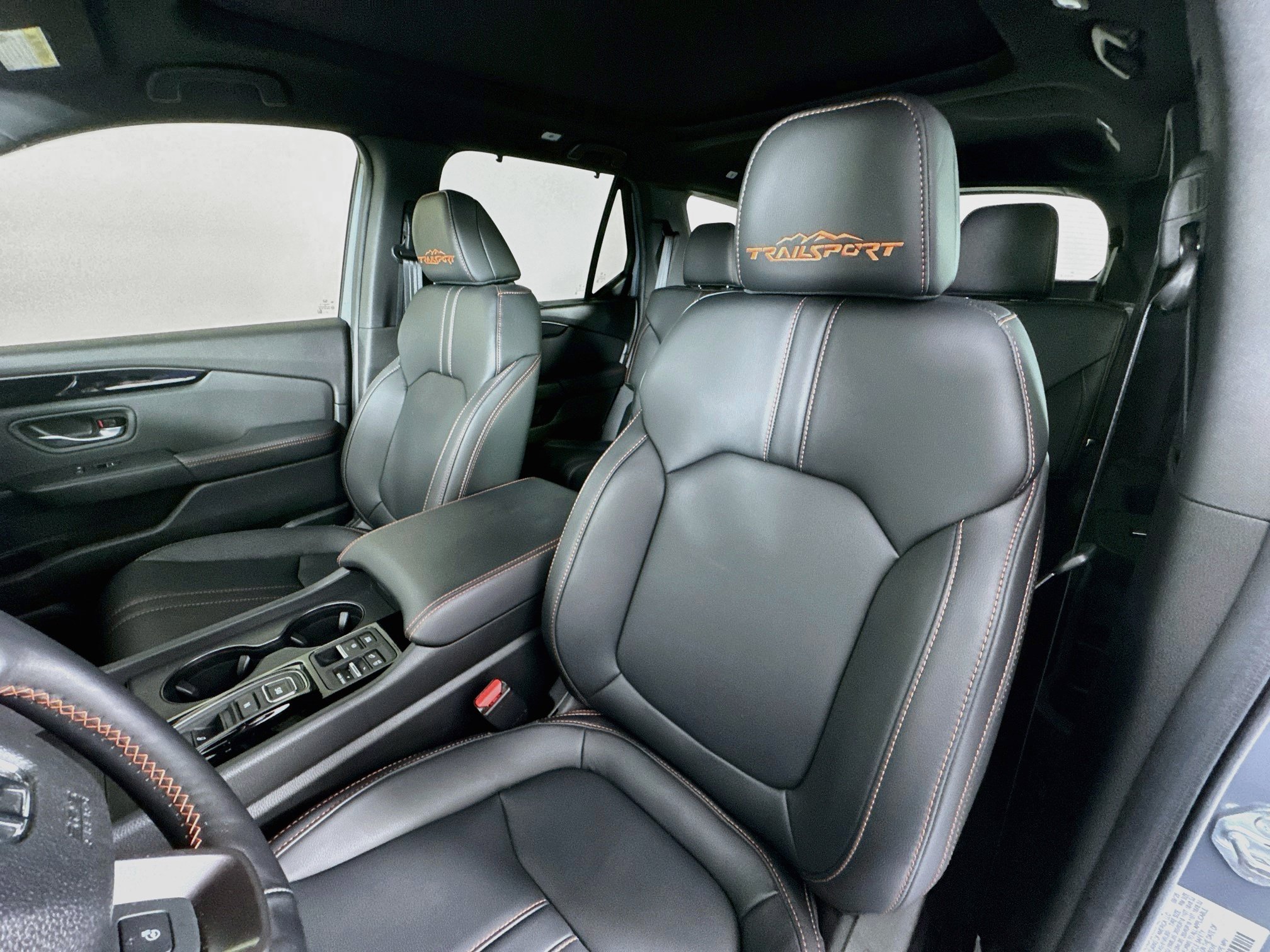 Certified 2025 Honda Pilot TrailSport image 20