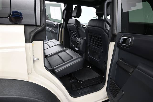 Used 2025 Ford Bronco Badlands AWD/4WD image 15