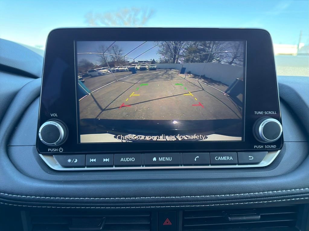 Certified 2025 Nissan Rogue S image 22