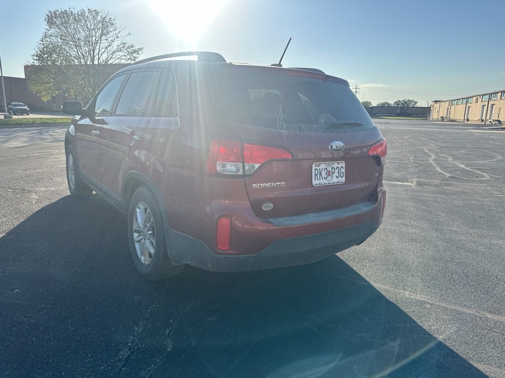 Used 2015 Kia Sorento LX FWD image 11
