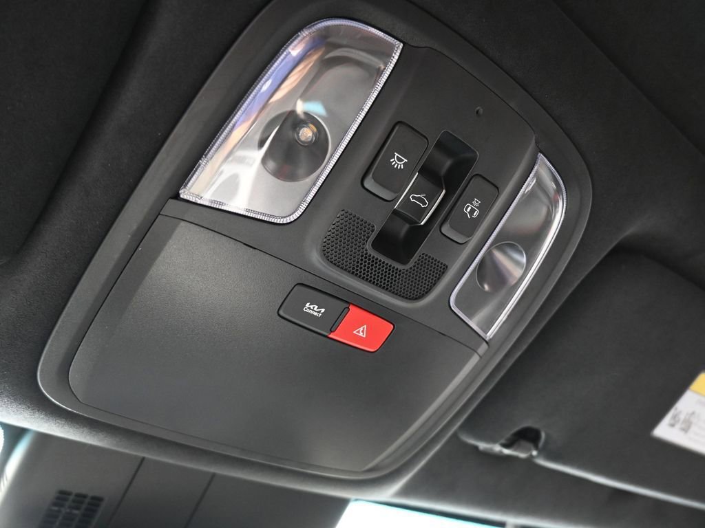 Used 2023 Kia Stinger GT2 image 23