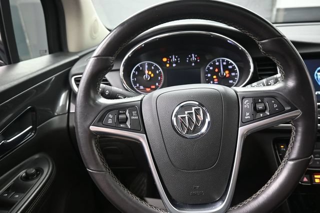 Used 2021 Buick Encore Preferred w/ Safety Package II AWD/4WD image 4