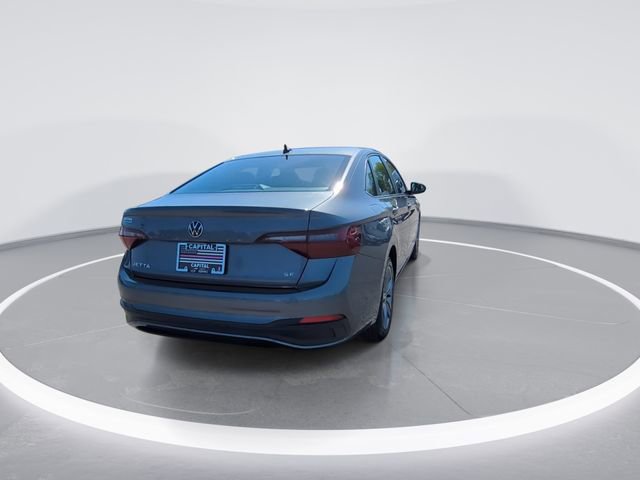 Used 2024 Volkswagen Jetta SE image 7