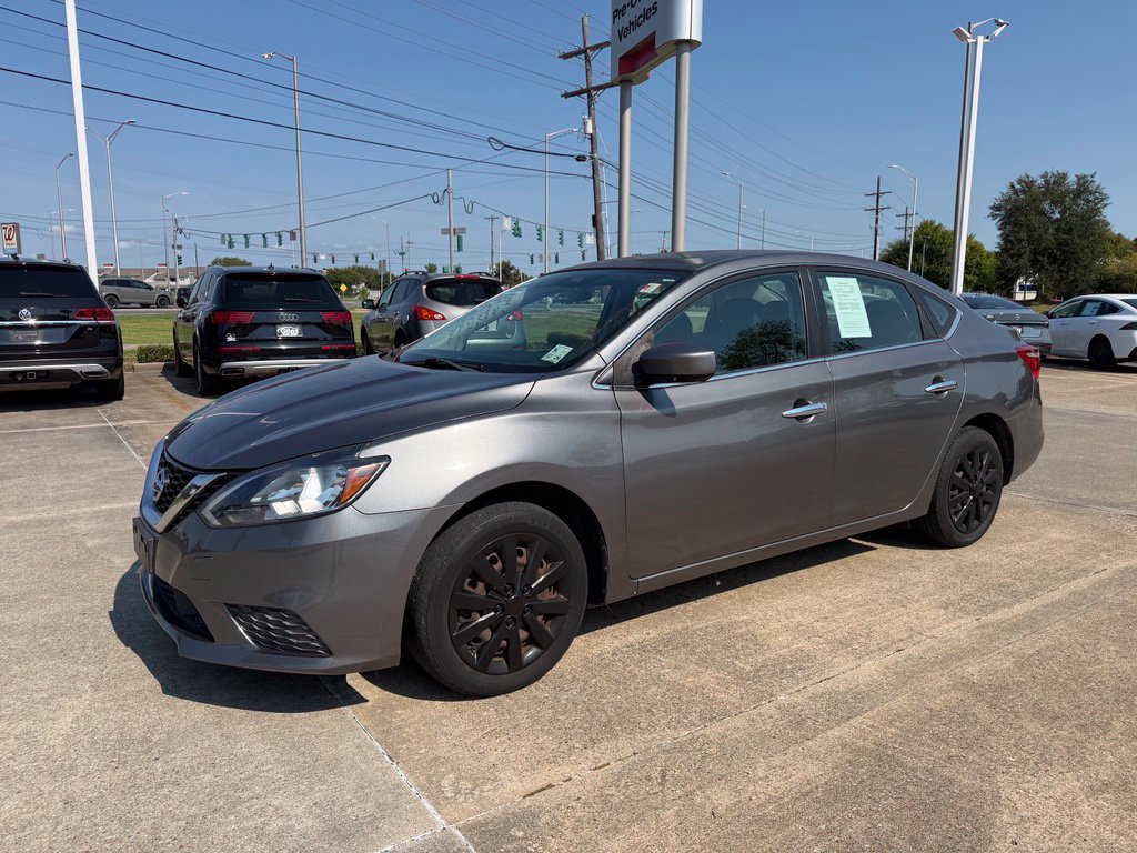 Used 2019 Nissan Sentra S FWD image 1