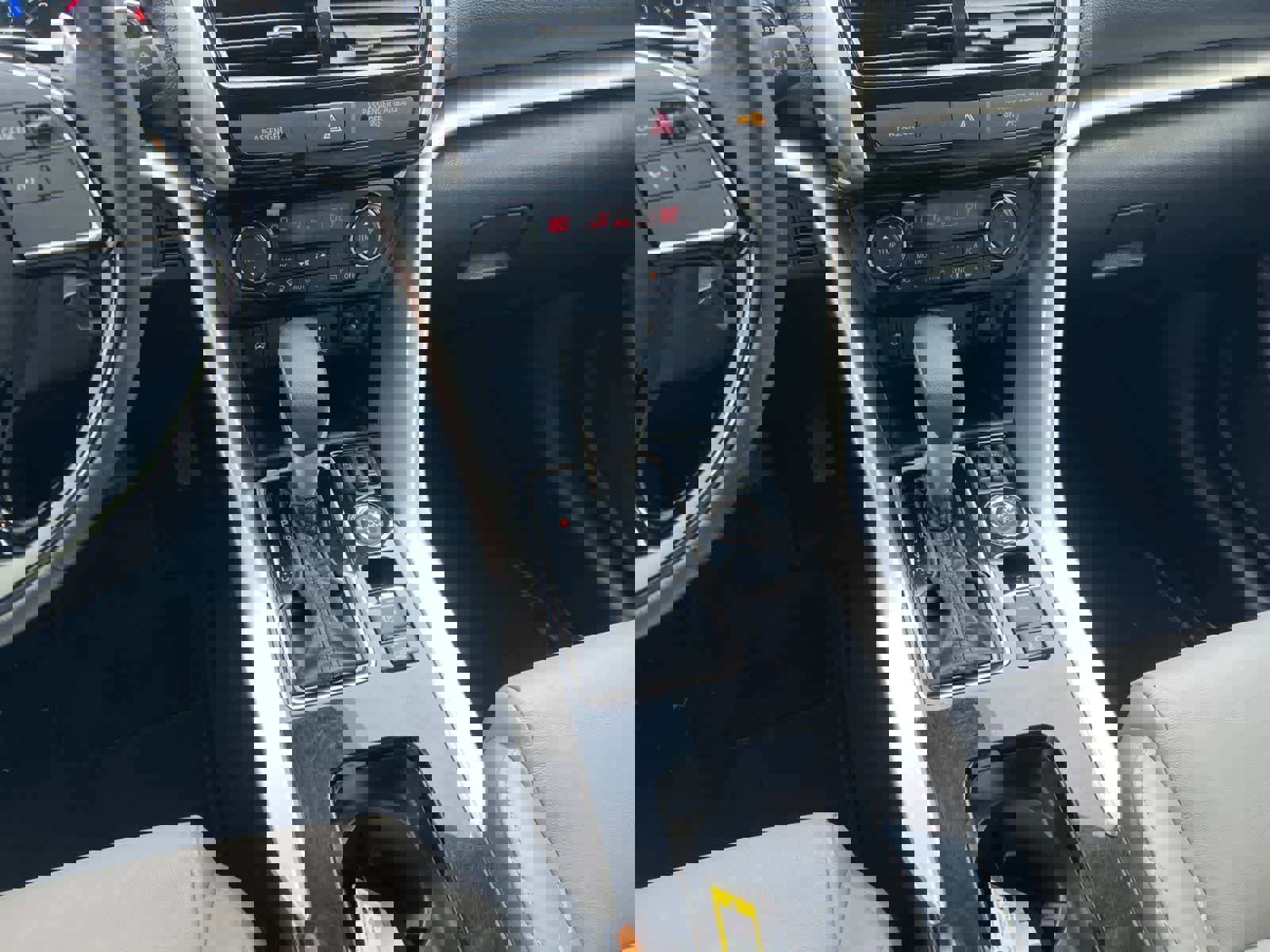 Used 2023 Mitsubishi Eclipse Cross SEL AWD/4WD image 14