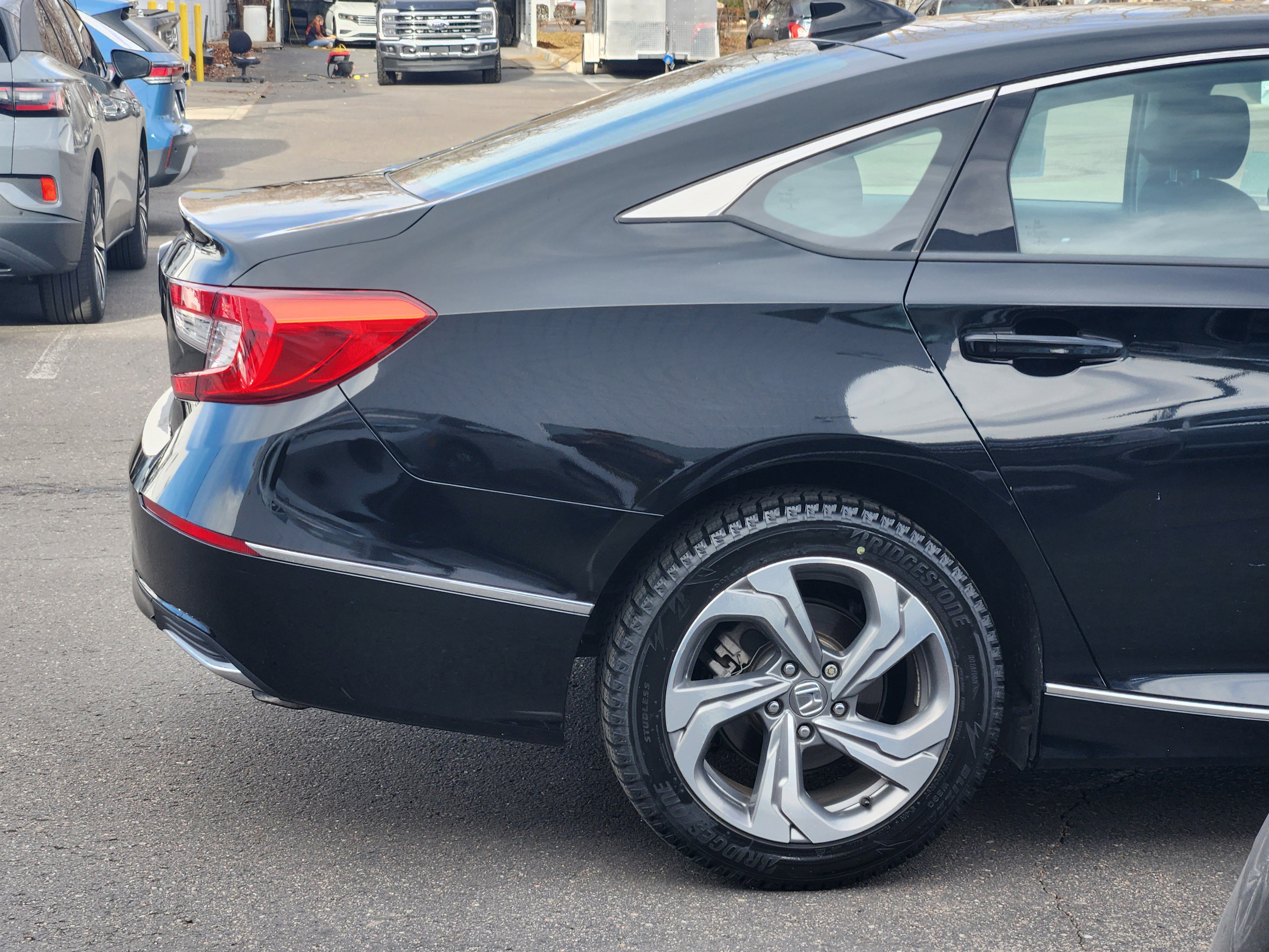 Used 2019 Honda Accord EX image 6