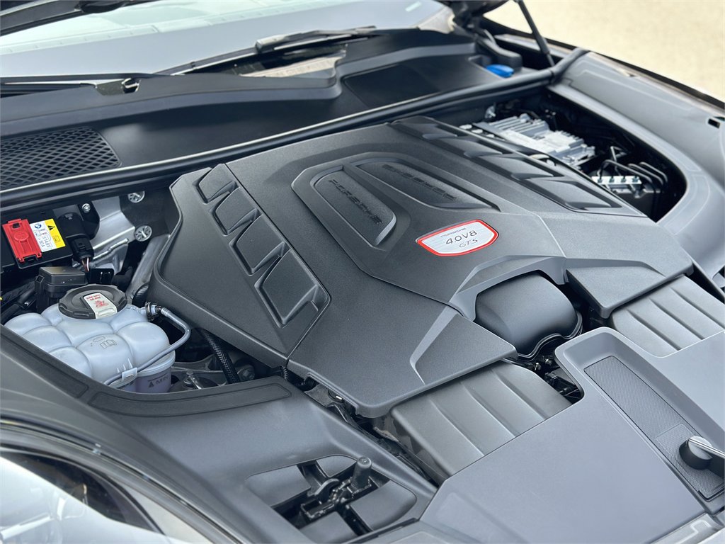 Used 2022 Porsche Cayenne GTS image 35