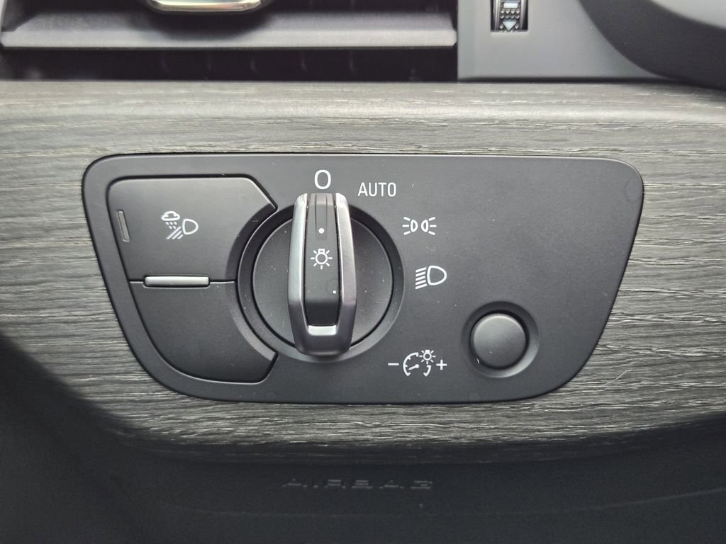 Certified 2023 Audi A4 2.0T Premium Plus w/ Premium Plus Package image 28