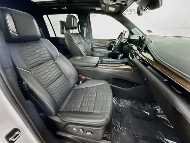 Used 2024 Cadillac Escalade ESV Sport Platinum AWD/4WD image 33