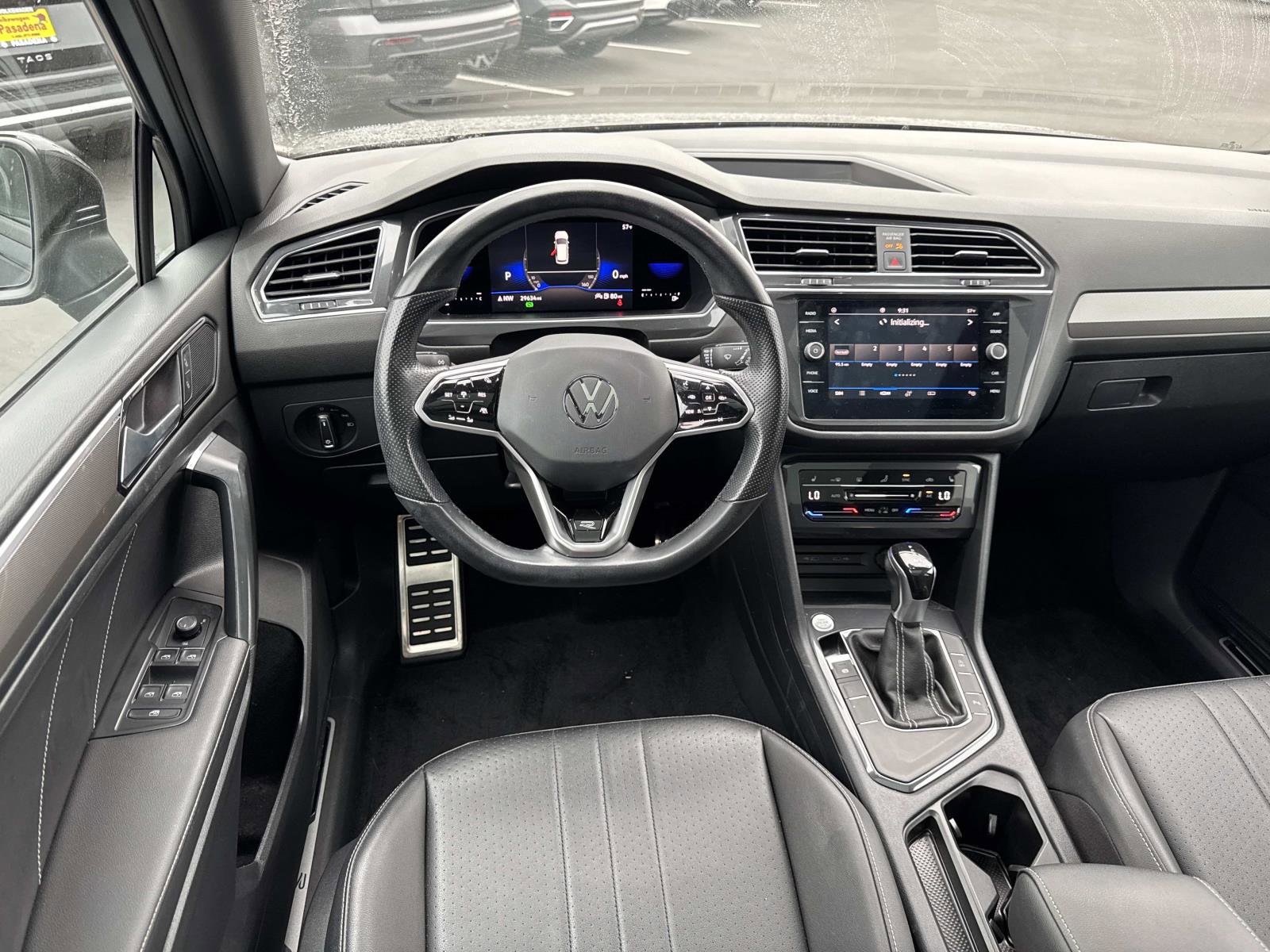 Certified 2023 Volkswagen Tiguan SE R-Line image 8