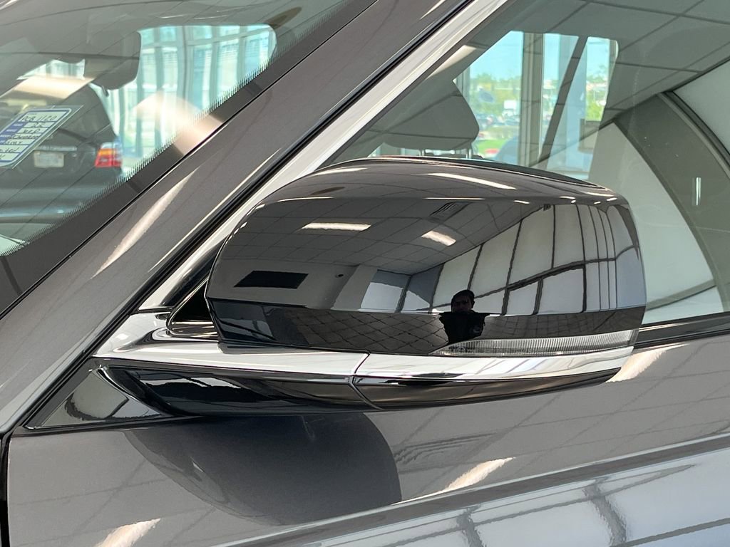 Used 2022 Jeep Grand Cherokee L Limited image 12